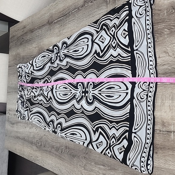 White House Black Market Strapless Silk A-Line Maxi Dress Abstract Print Sz. 4 - Picture 8 of 11